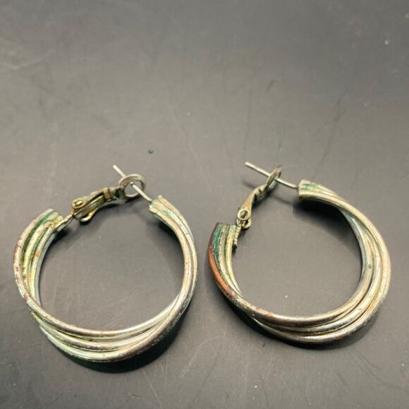 Twisted Silver Hoops - Picture 3 of 5